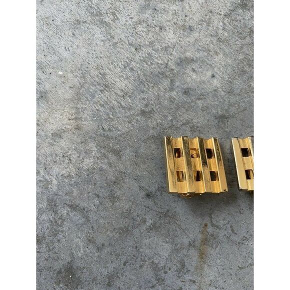 Vintage Lucien Piccard Earrings Stud Square Gold Tone Clip On Geometric 1” x 1” - Picture 7 of 9